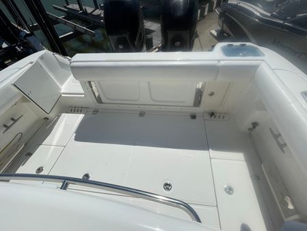 Boston Whaler 320 Outrage image