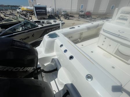 Boston Whaler 320 Outrage image