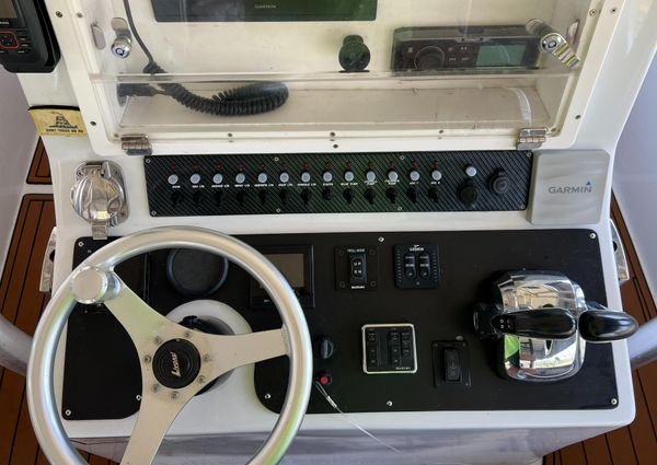 Custom 38 Coyote image