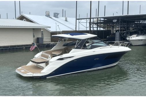 Sea Ray 320 Sundancer image