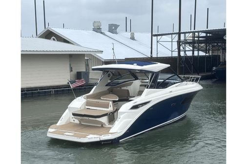 Sea Ray 320 Sundancer image