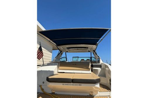 Sea Ray 320 Sundancer image