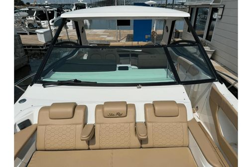 Sea Ray 320 Sundancer image