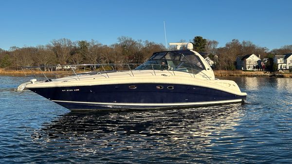 Sea Ray 420 Sundancer 