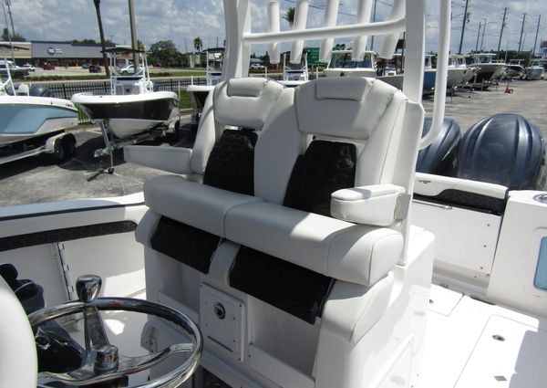 Tidewater 282 CC Adventure Bluewater image