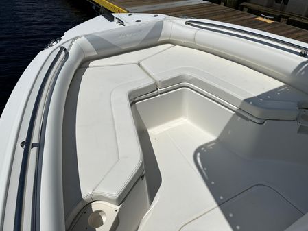 Boston-whaler 220-OUTRAGE image