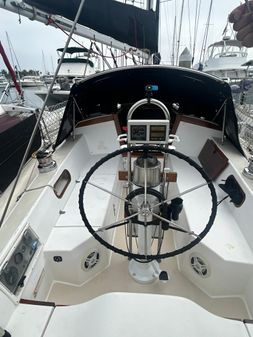 Catalina 34 image