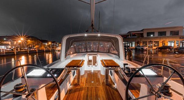 Beneteau Oceanis Yacht 54 image