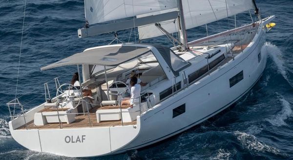 Beneteau Oceanis Yacht 54 image