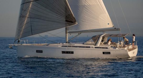 Beneteau Oceanis Yacht 54 image