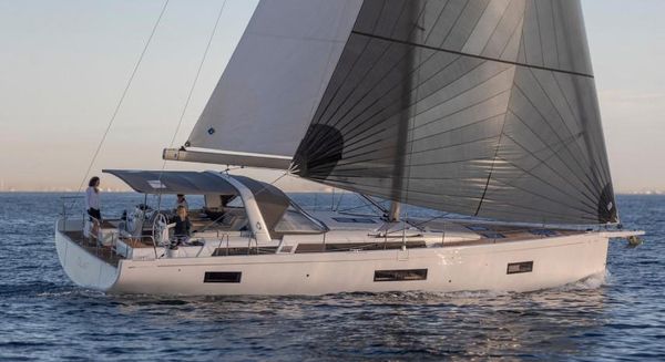 Beneteau Oceanis Yacht 54 image