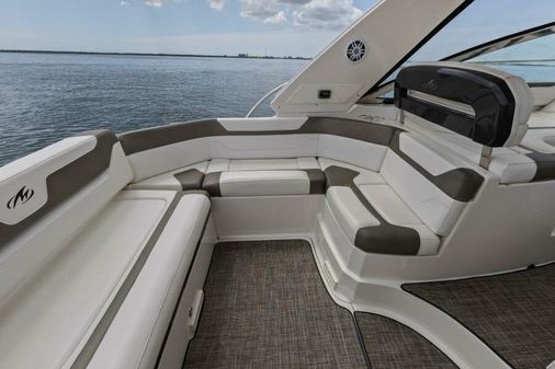 Monterey 400 Sport Yacht image