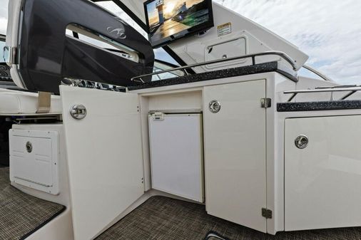 Monterey 400 Sport Yacht image