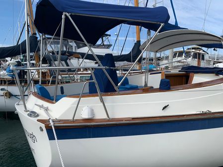 Endeavour 37 Sloop image