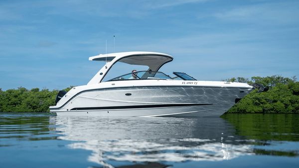 Sea Ray 310 SLX OB 