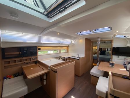 Jeanneau Sun Odyssey 440 image