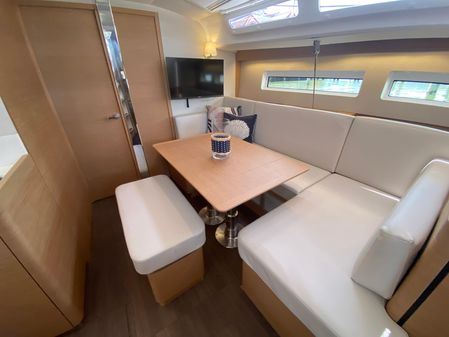 Jeanneau Sun Odyssey 440 image