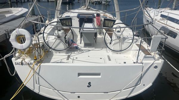 Beneteau Oceanis 41.1 