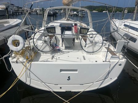 Beneteau Oceanis 41.1 image