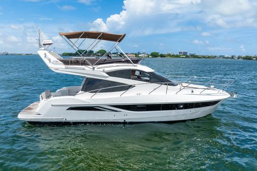 Galeon 380 Fly image