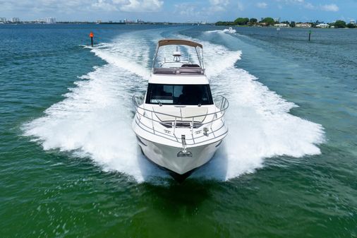 Galeon 380 Fly image