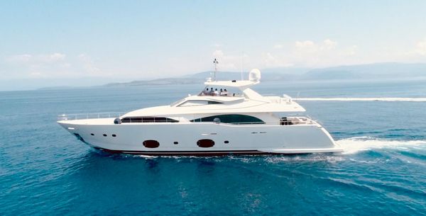 Ferretti Yachts Custom Line CL 97 image