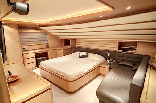 Ferretti Yachts Custom Line CL 97 image