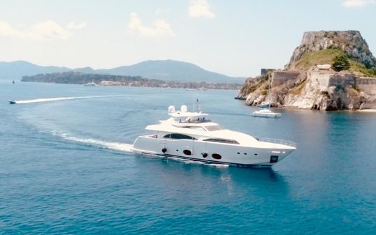 Ferretti Yachts Custom Line CL 97 image