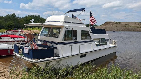 Holiday-mansion HOUSEBOAT image