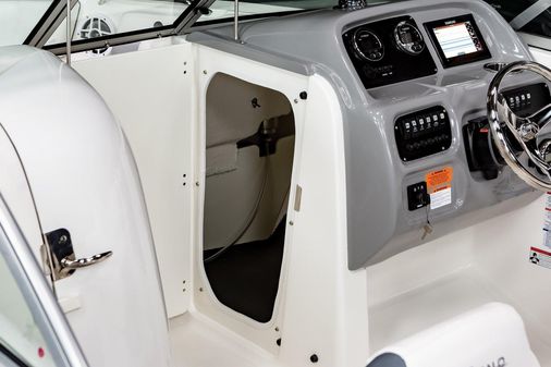 Robalo R207-DUAL-CONSOLE image