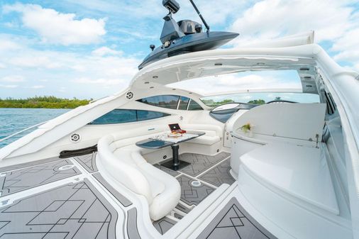 Pershing 52 image