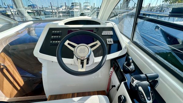 Beneteau Gran Turismo 34 image