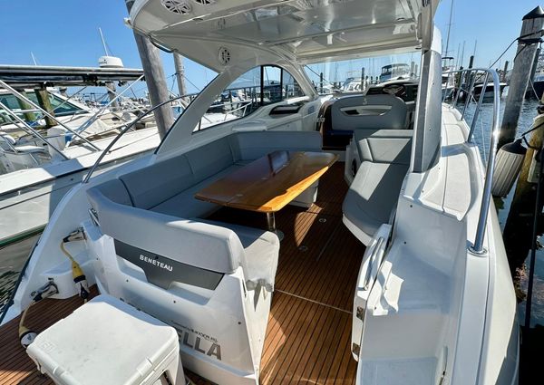 Beneteau Gran Turismo 34 image