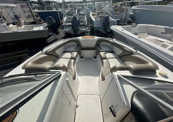 Yamaha Boats 242 LTD S image