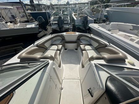 Yamaha Boats 242 LTD S image