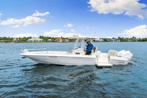 Boston Whaler 270 Dauntless image