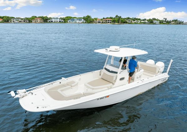 Boston Whaler 270 Dauntless image