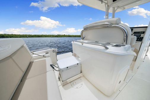 Boston Whaler 270 Dauntless image