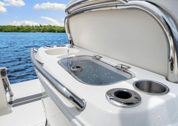 Boston Whaler 270 Dauntless image