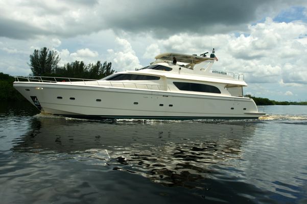 San Marino Raised Pilothouse - main image
