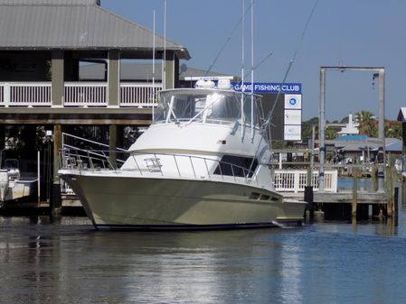 Hatteras 50 Convertible image