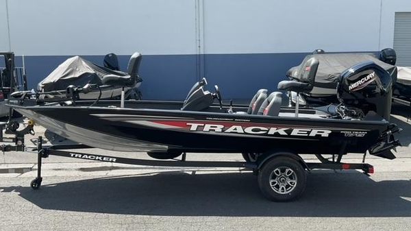 Tracker Pro Team 175 TXW 