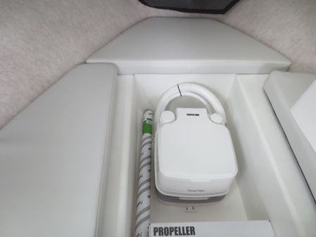 Parker 2320 SL Sport Cabin image