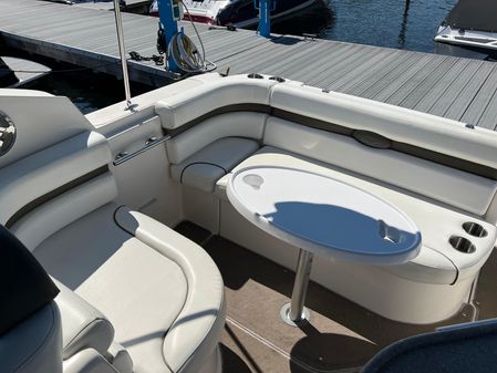 Rinker 260 Express Cruiser image