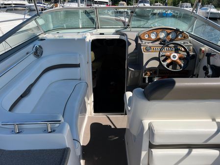 Rinker 260 Express Cruiser image