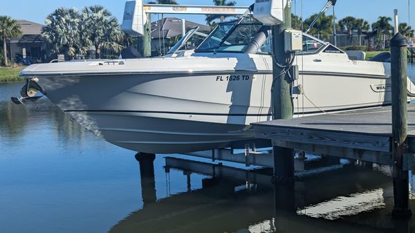 Boston Whaler 240 Vantage 