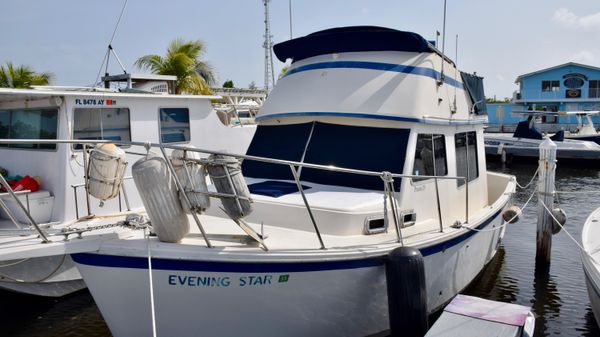 Prairie Boat Works Coastal Cruiser 29