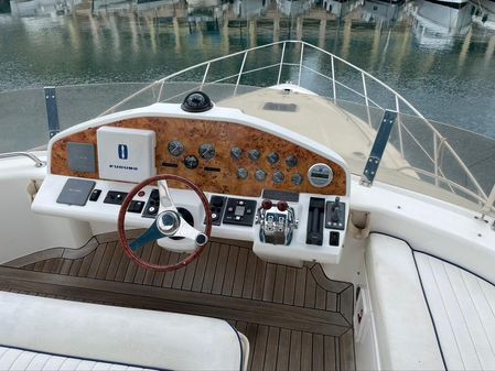 Sealine F43 image