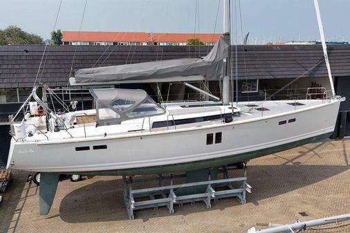 Hanse 545 image