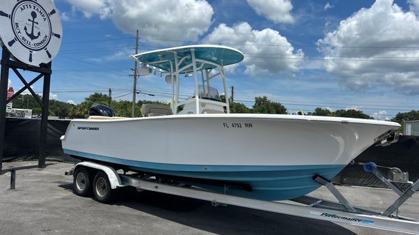 Sportsman Heritage 231 Center Console
